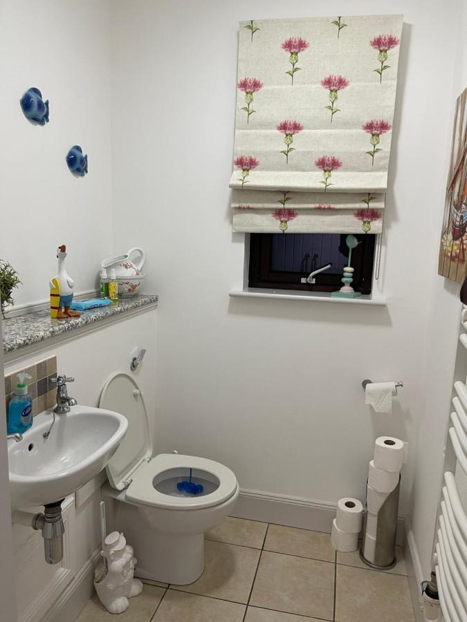Lindas Retreats Self Catering Accommodation 1 Bedroom Cottage Or 3 Bedroom House Томинтул Екстериор снимка