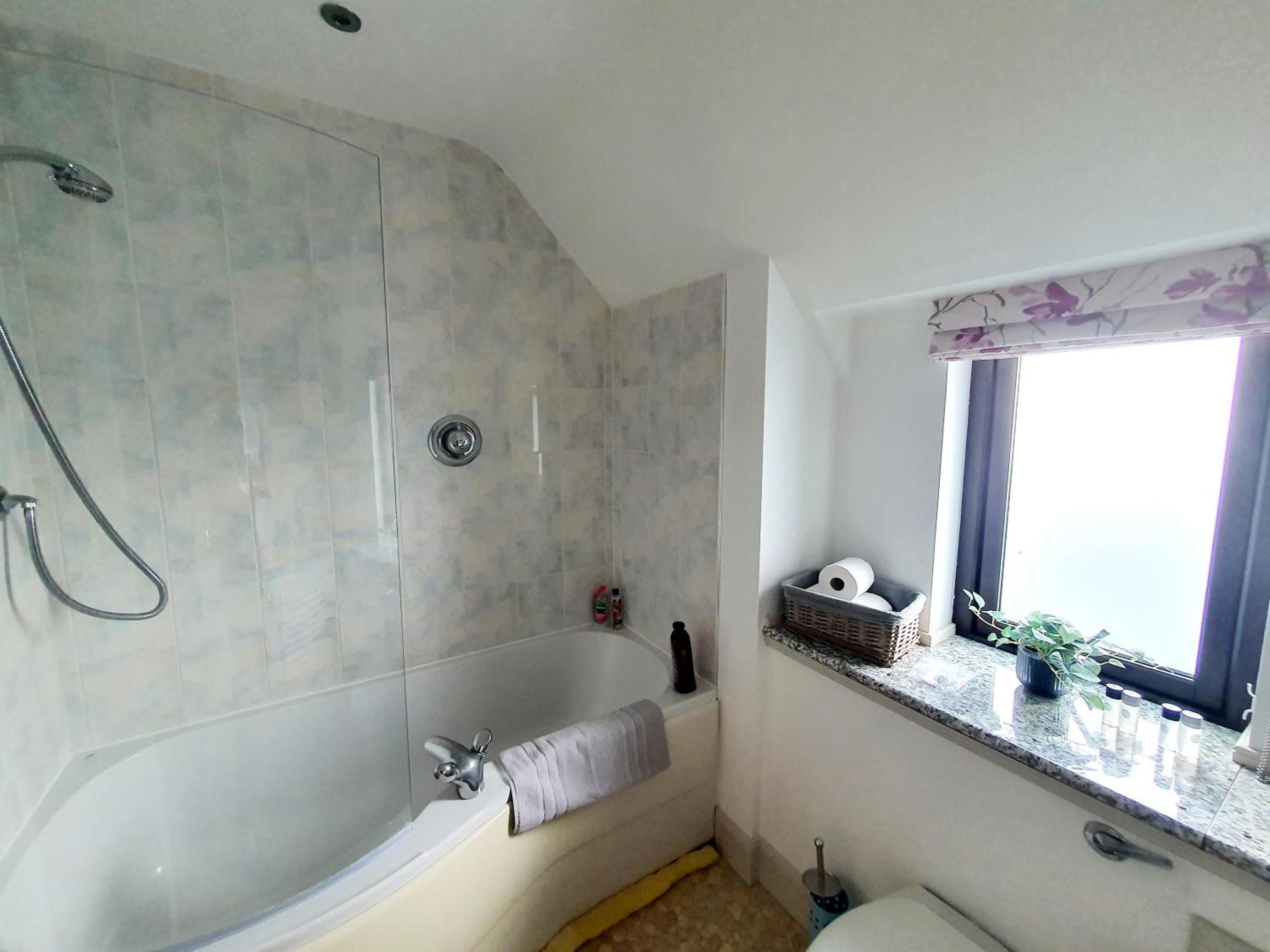 Lindas Retreats Self Catering Accommodation 1 Bedroom Cottage Or 3 Bedroom House Томинтул Екстериор снимка